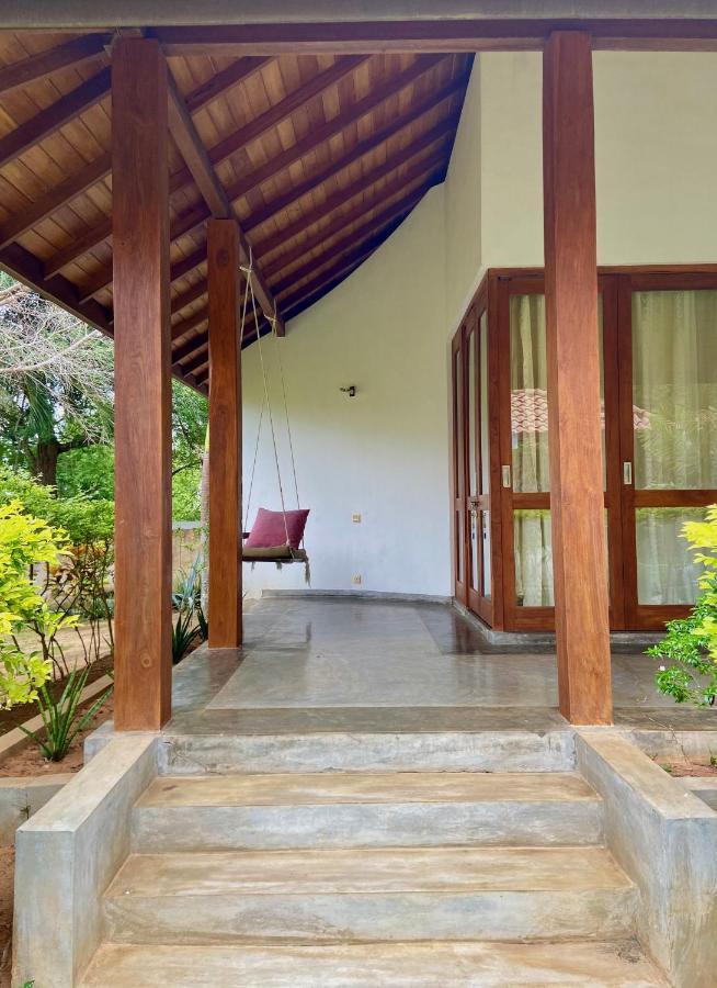 Sanjis The Seaside Cabanas Tangalle Dış mekan fotoğraf